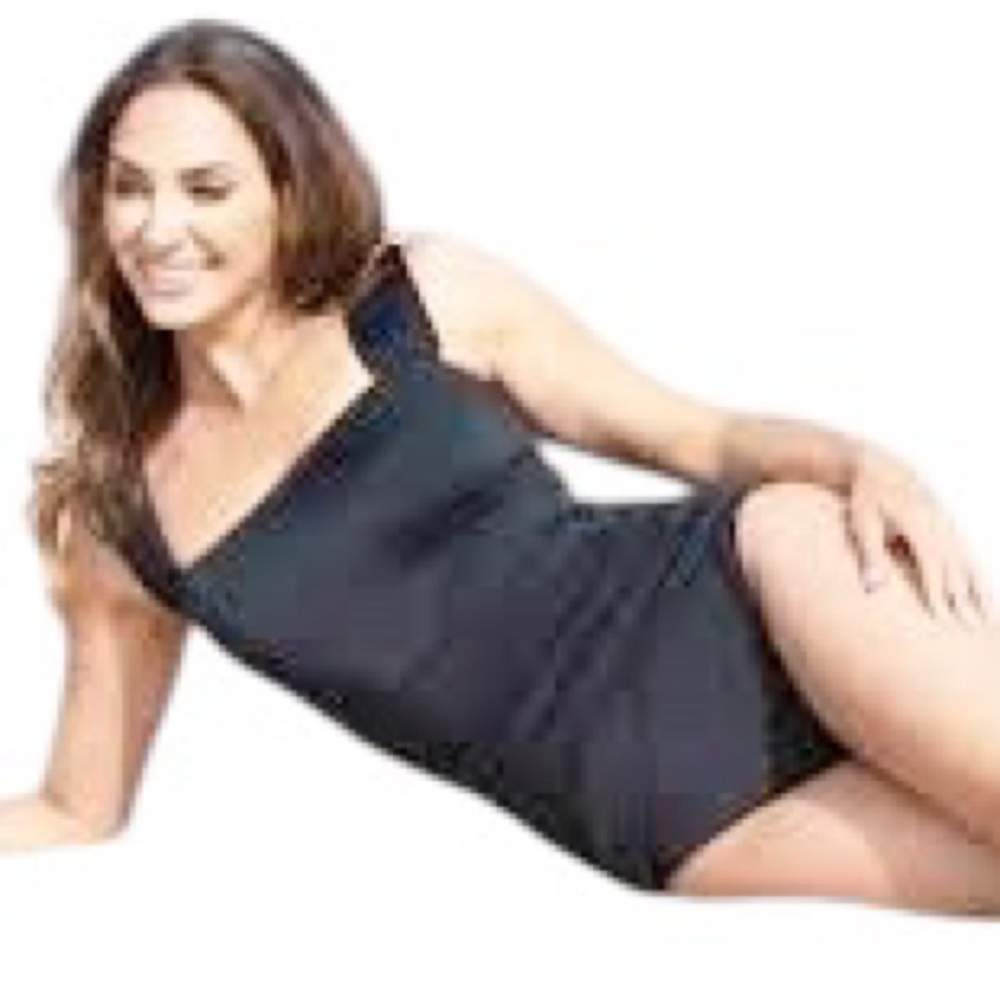 NWT Fit 4U Tummy Black Ruched One Piece Swim Suit 16